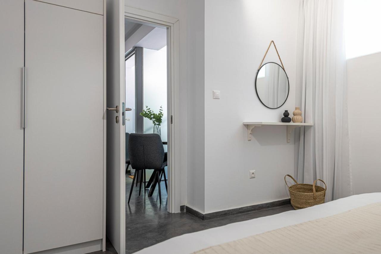 Phaedrus Living: City Center Luxury Flat Loukianou Афины Экстерьер фото