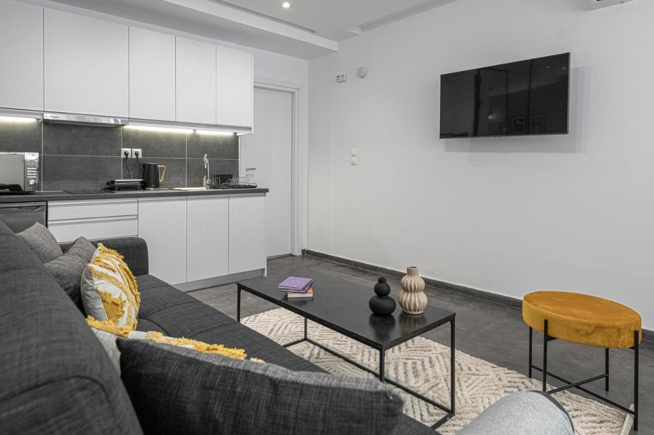 Phaedrus Living: City Center Luxury Flat Loukianou Афины Экстерьер фото